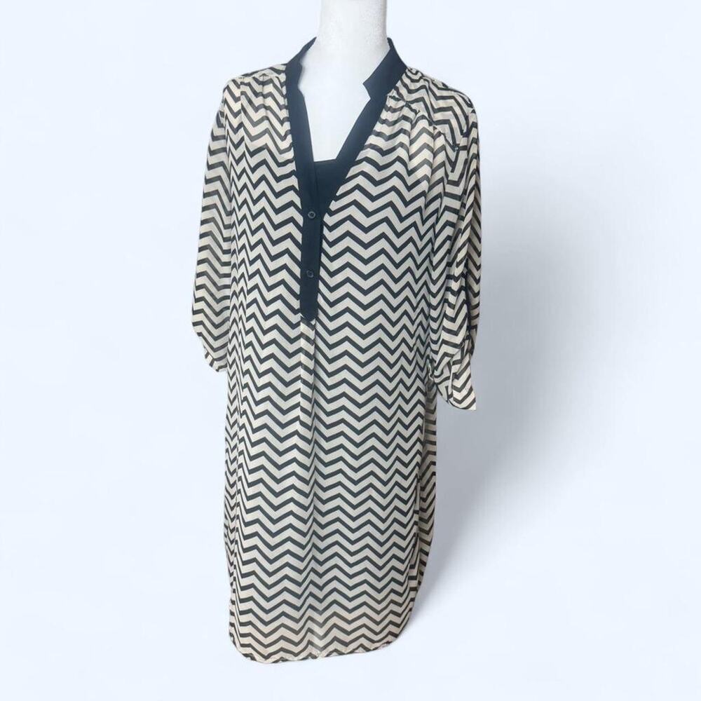 Tacera Sheer Chevron Dress | Size M Cover up‎